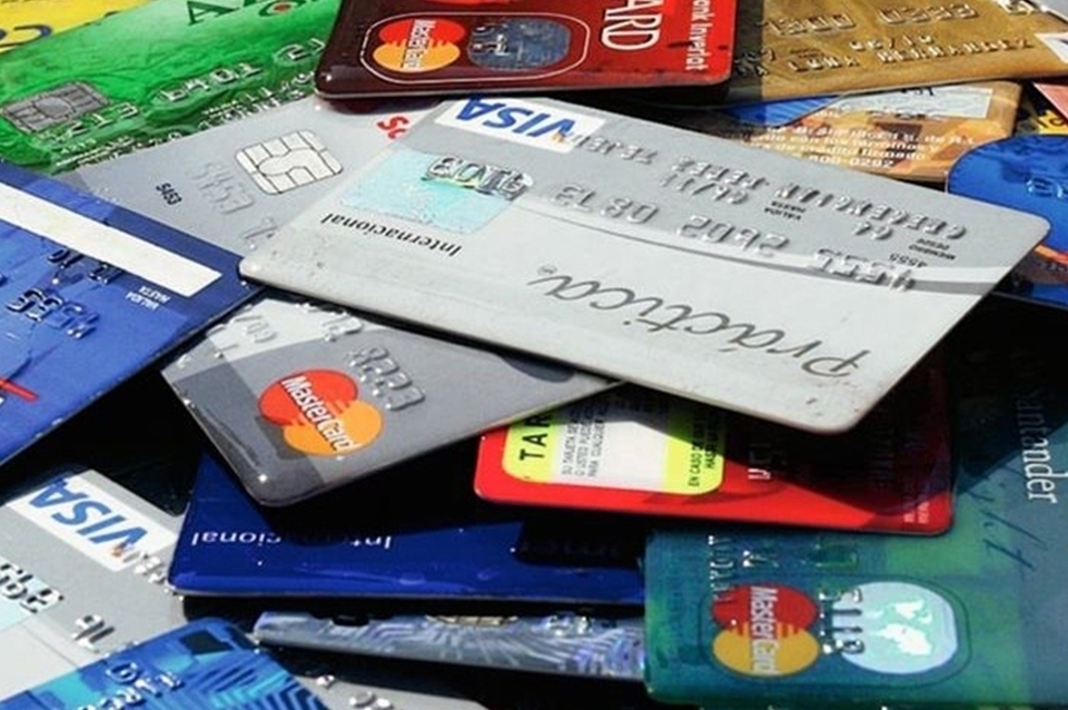 &quot;Dólar tarjeta&quot; cómo te conviene pagar todo lo que